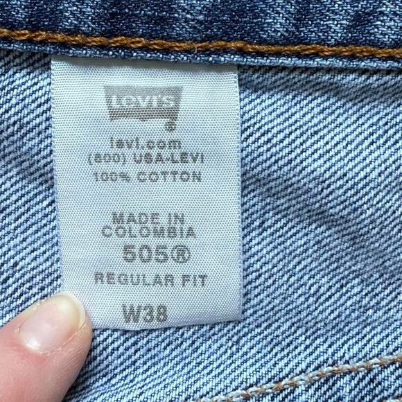 Levi’s 505 Blue Denim Jorts W38 100% Cotton Made in Colombia 2006 - Picture 4 of 6